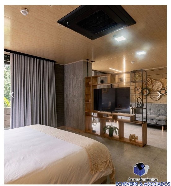 20BR Building in Laureles (5000 m²) for Sale - 4