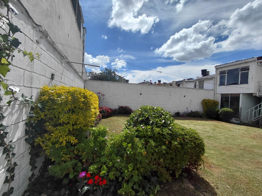 Casa en venta en San Nicolas, Bogotá · foto 16 de 24