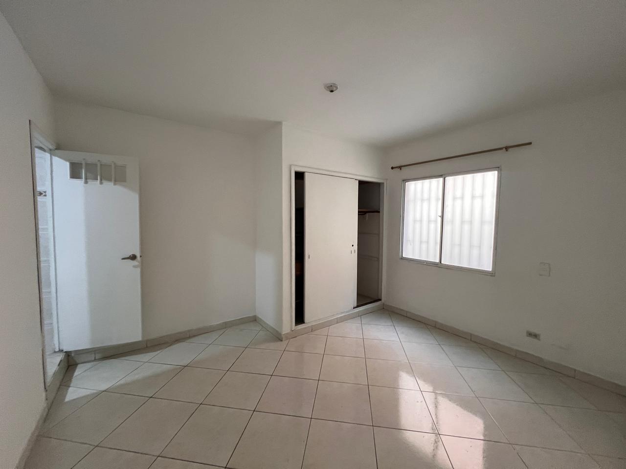 3BR House in Calasanz (80 m²) - 3