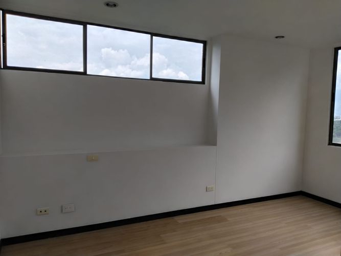 Apartamento de 3 alcobas en venta en El Poblado, Medellín, 80 m² · foto 8 de 19
