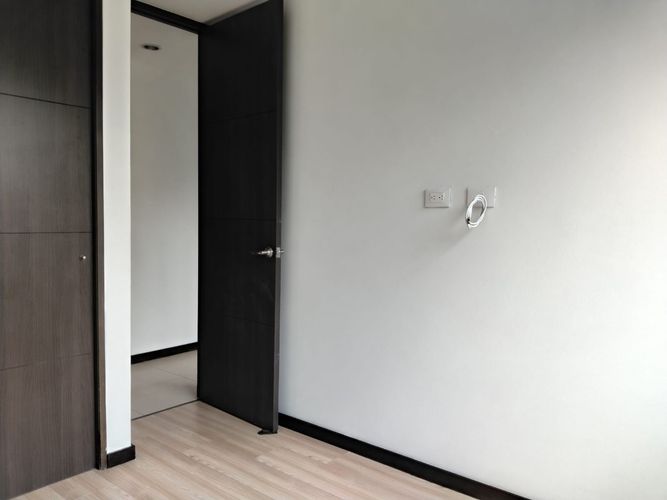 Apartamento de 3 alcobas en venta en El Poblado, Medellín, 80 m² · foto 17 de 19