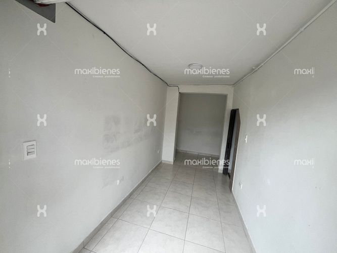 Local en arriendo en Pedregal, Medellín, 13 m² · foto 4 de 5