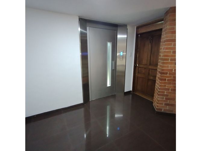 Apartamento de 3 alcobas en venta en Ingemar, Bogotá, 145 m² · foto 12 de 20