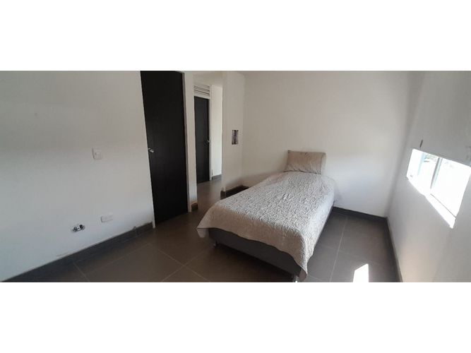 Apartamento de 3 alcobas en venta en Belalcazar, Yumbo, 64 m² · foto 16 de 19