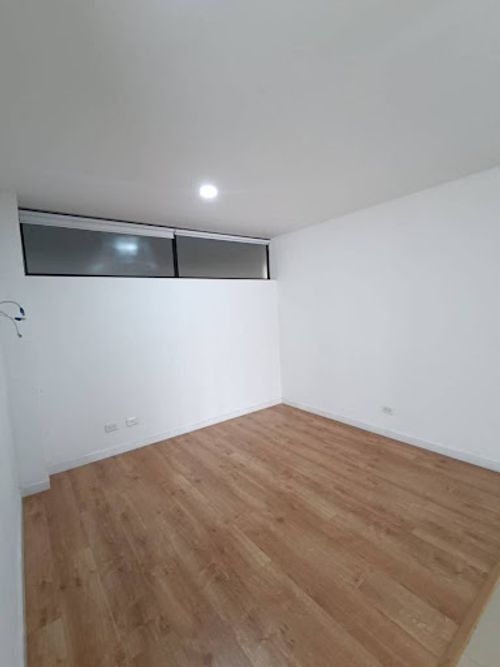 Apartamento de 3 alcobas en arriendo en Loma De Las Brujas, Envigado, 170 m² · foto 8 de 19