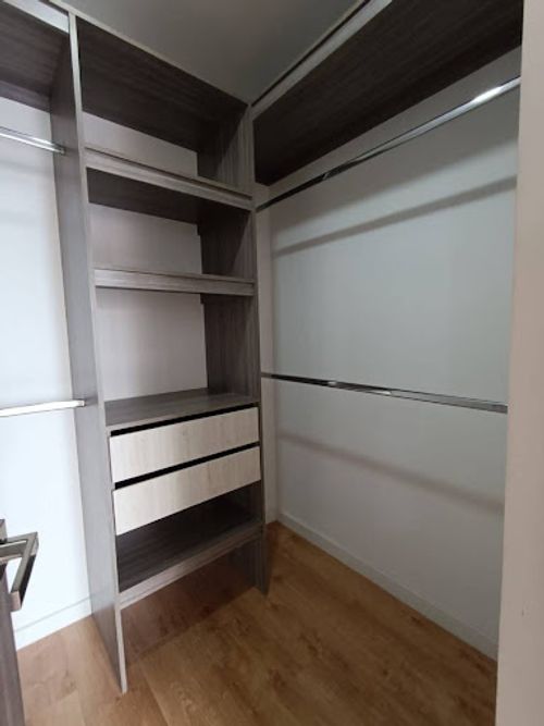 Apartamento de 3 alcobas en arriendo en Loma De Las Brujas, Envigado, 170 m² · foto 10 de 19