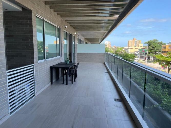 Apartamento de 2 alcobas en venta en El Poblado, Barranquilla, 122 m² · foto 11 de 17