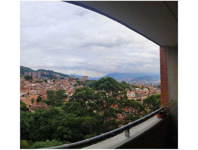 Apartamento en venta en San Juan Bautista, Itagüí · foto 7 de 17