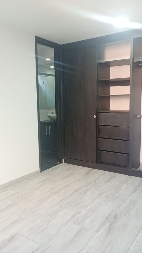 Apartamento de 3 alcobas en venta en La Prosperidad, Madrid, 56 m² · foto 18 de 24