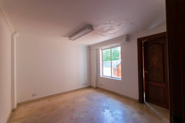 Casa de 7 alcobas en arriendo en Loma Del Campestre, Medellín, 450 m² · foto 14 de 24