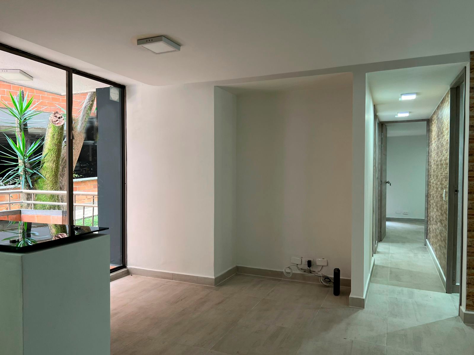 Apartamento en venta en Uribe Angel, Envigado · foto 2 de 14