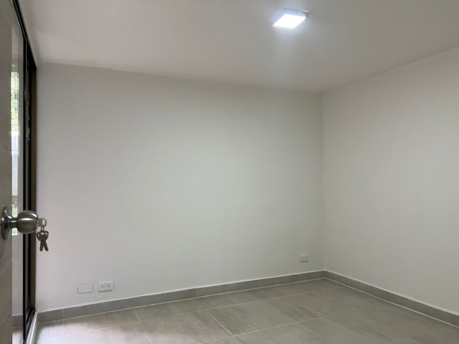 Apartamento en venta en Uribe Angel, Envigado · foto 8 de 14