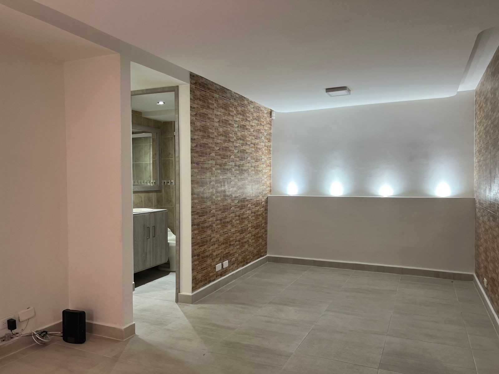 Apartamento en venta en Uribe Angel, Envigado · foto 4 de 14