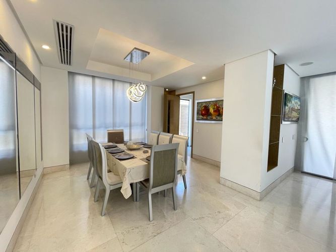 Casa de 4 alcobas en venta en Conjunto Residencial Villa Campestre, Barranquilla, 453 m² · foto 4 de 24