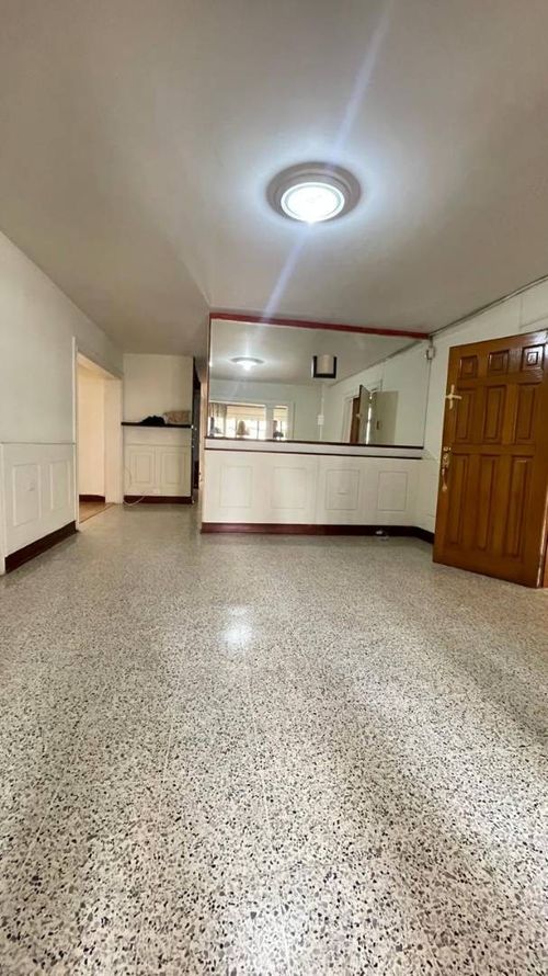 Casa de 5 alcobas en venta en La Castellana, Medellín, 306 m² · foto 6 de 24