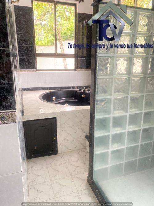 Casa de 5 alcobas en venta en Lagos Del Cacique, Bucaramanga, 400 m² · foto 13 de 19