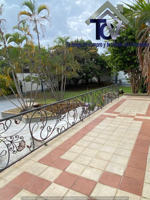 Casa de 5 alcobas en venta en Lagos Del Cacique, Bucaramanga, 400 m² · foto 15 de 19