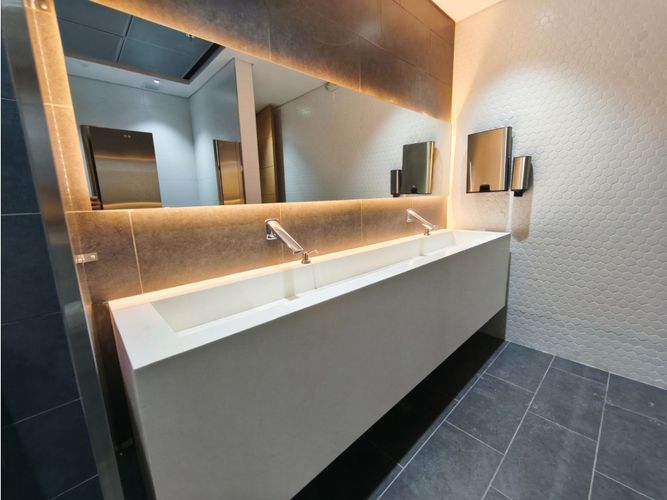 Oficina en arriendo en Vía Las Palmas, Medellín, 1260 m² · foto 23 de 24