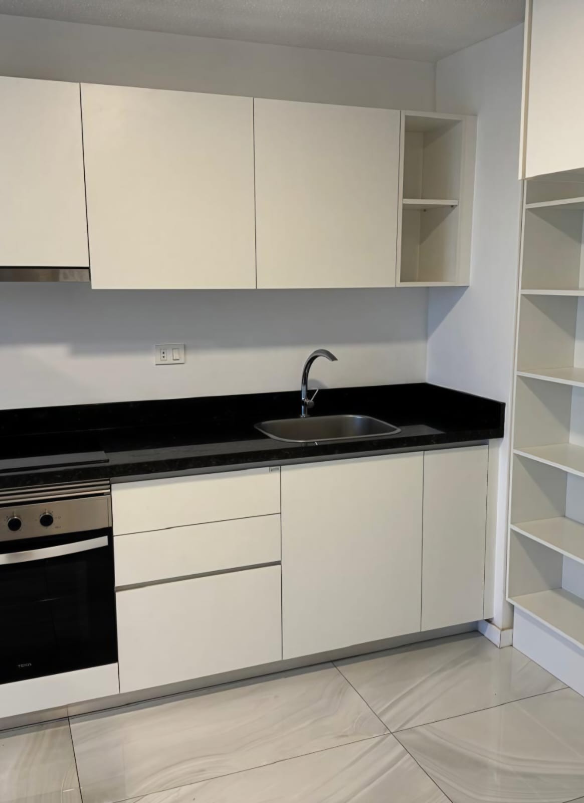 Departamento en alquiler en Mariano Roque Alonso — foto 2