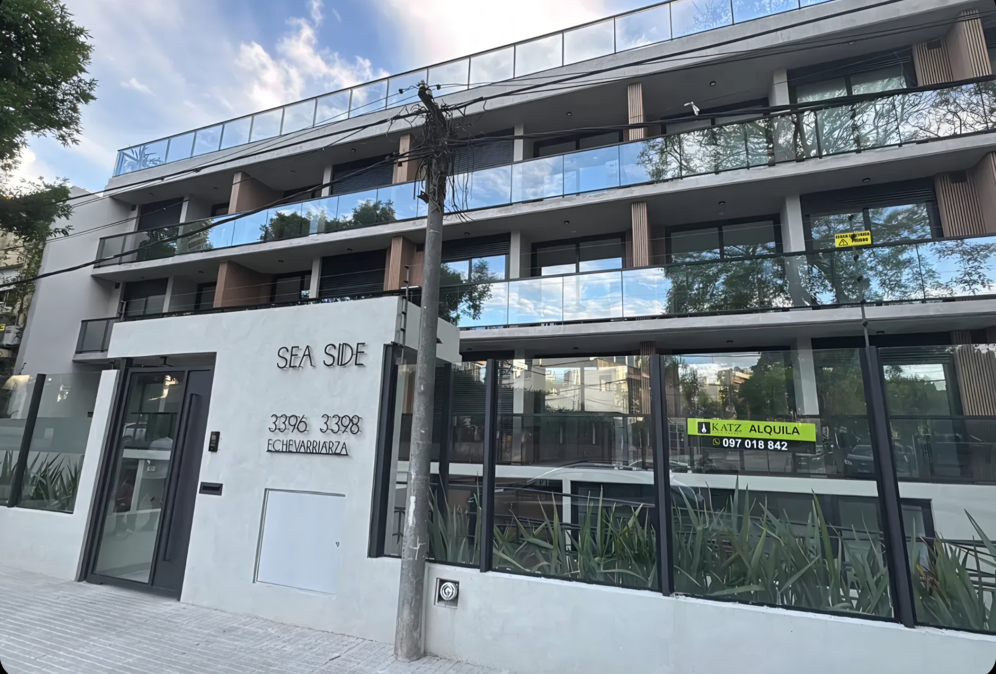 Exclusivo apartamento de 1 dormitorio en Echevarriarza: Lujo y confort con amenities de primer nivel.