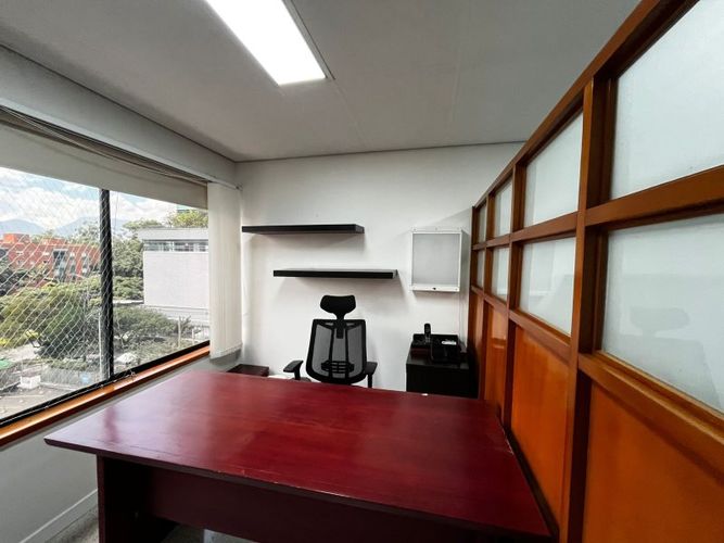 Local en arriendo en Patio Bonito, Medellín, 30 m² · foto 3 de 11