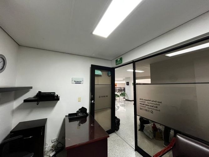Local en arriendo en Patio Bonito, Medellín, 30 m² · foto 6 de 11