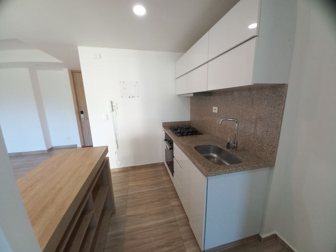 Apartamento de 3 alcobas en venta en Picaleña Y Mirolindo, Ibagué, 95 m² · foto 21 de 24