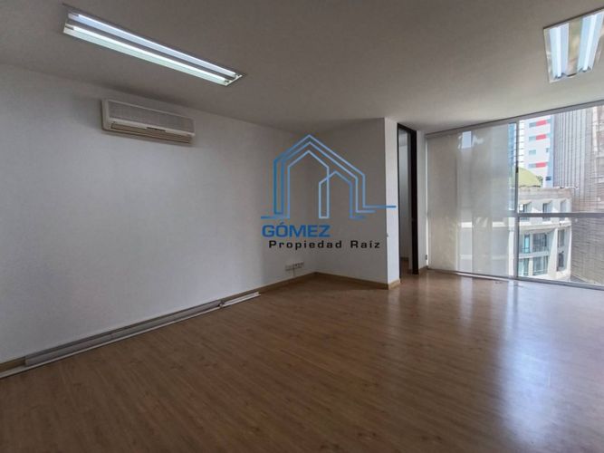 Oficina en arriendo en Milla De Oro, Medellín, 75 m² · foto 2 de 18