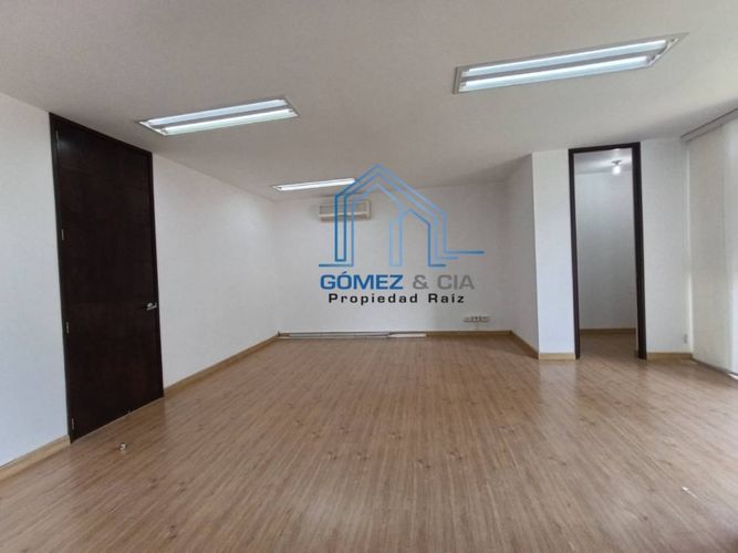 Oficina en arriendo en Milla De Oro, Medellín, 75 m² · foto 5 de 18
