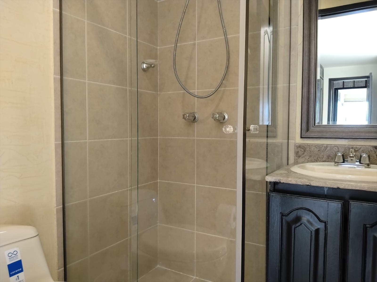 Apartamento en arriendo en La Linde, Medellín · foto 13 de 18