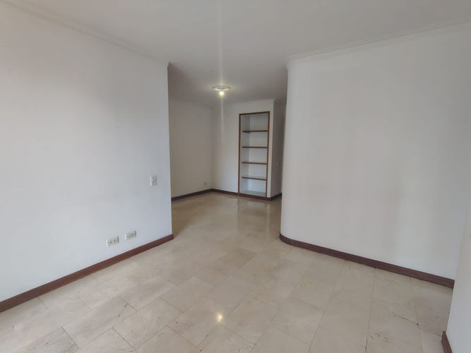Apartamento de 3 alcobas en arriendo en Laureles, Medellín, 65 m² · foto 4 de 16