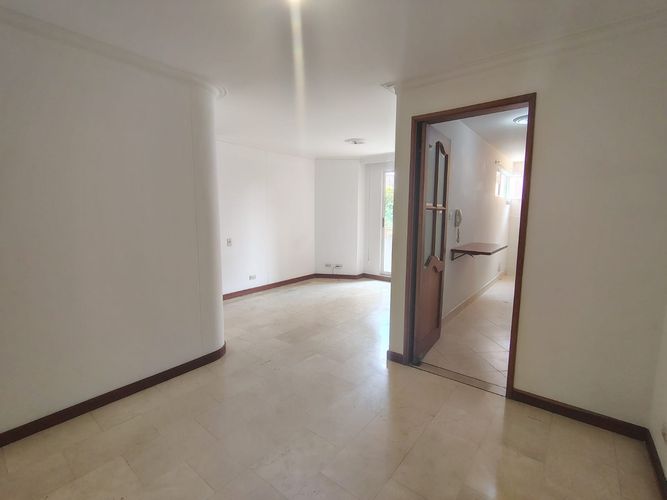 Apartamento de 3 alcobas en arriendo en Laureles, Medellín, 65 m² · foto 2 de 16
