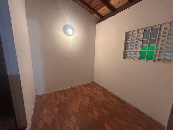 Casa de 4 alcobas en arriendo en Transversal Inferior, Medellín, 330 m² · foto 11 de 20