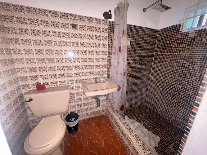 Casa de 4 alcobas en arriendo en Transversal Inferior, Medellín, 330 m² · foto 15 de 20