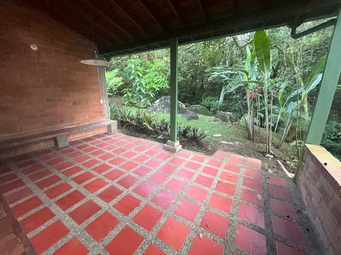 Casa de 4 alcobas en arriendo en Transversal Inferior, Medellín, 330 m² · foto 18 de 20