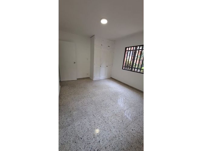 Casa de 4 alcobas en venta en El Dorado, Envigado, 120 m² · foto 6 de 19