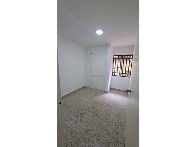 Casa de 4 alcobas en venta en El Dorado, Envigado, 120 m² · foto 9 de 19