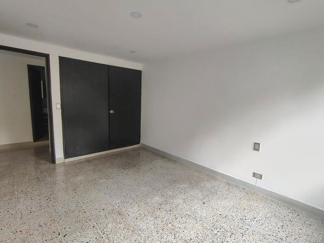 Oficina en venta en Laureles, Medellín, 148 m² · foto 5 de 10