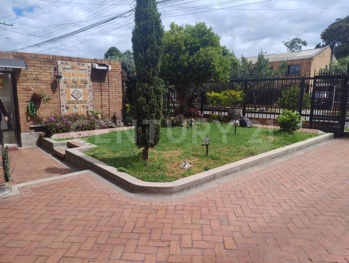 Casa en venta en Niza, Bogotá · foto 11 de 24
