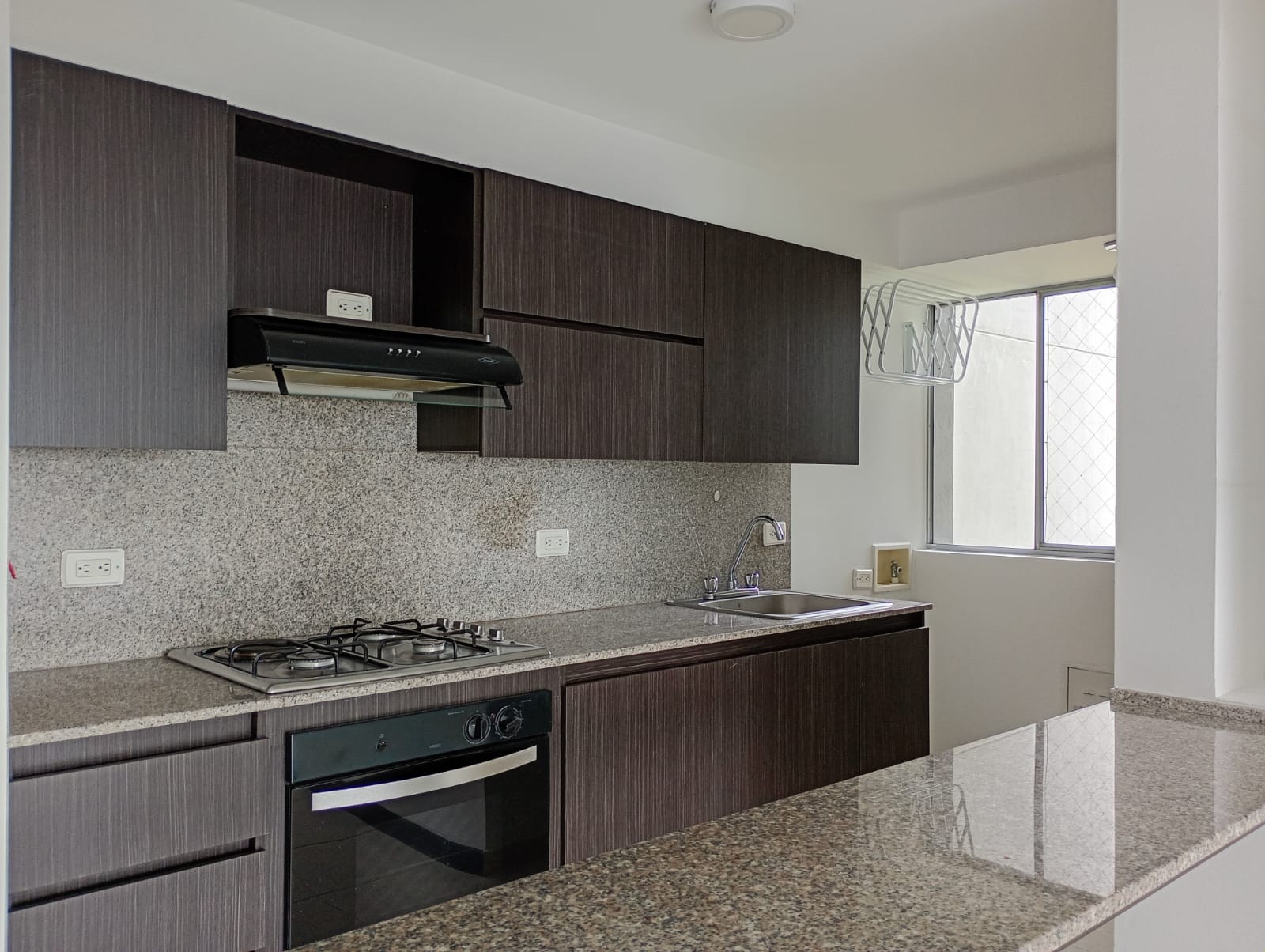 Apartamento en arriendo en Laureles, Medellín · foto 5 de 18