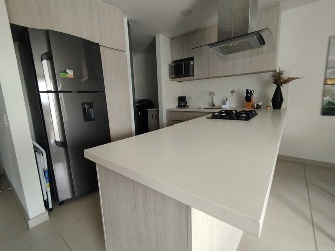 Apartamento de 3 alcobas en arriendo en Loma Del Escobero, Envigado, 97 m² · foto 9 de 14
