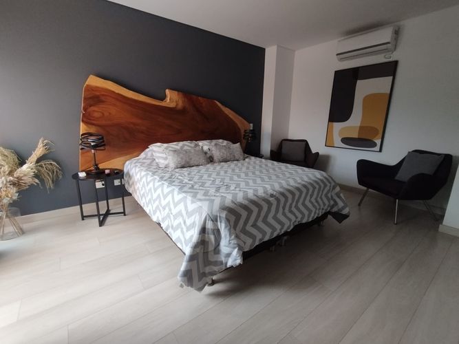 Apartamento de 3 alcobas en arriendo en Loma Del Escobero, Envigado, 97 m² · foto 10 de 14