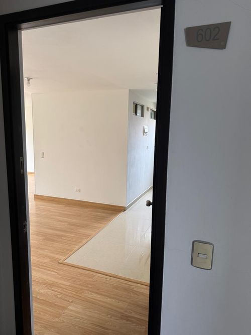 Apartamento de 2 alcobas en arriendo en El Poblado, Medellín, 70 m² · foto 4 de 20