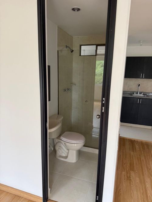 Apartamento de 2 alcobas en arriendo en El Poblado, Medellín, 70 m² · foto 5 de 20