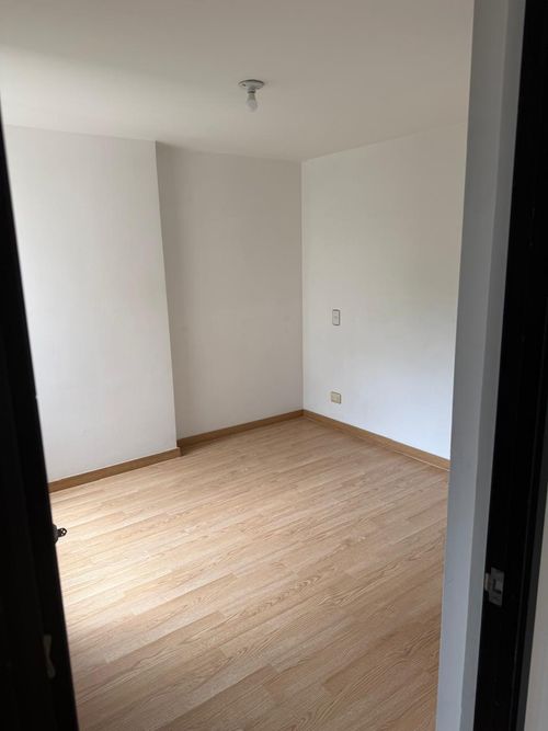 Apartamento de 2 alcobas en arriendo en El Poblado, Medellín, 70 m² · foto 8 de 20