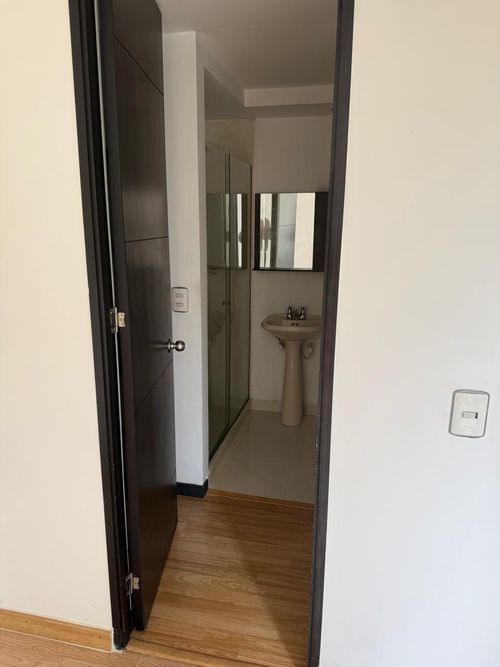 Apartamento de 2 alcobas en arriendo en El Poblado, Medellín, 70 m² · foto 11 de 20