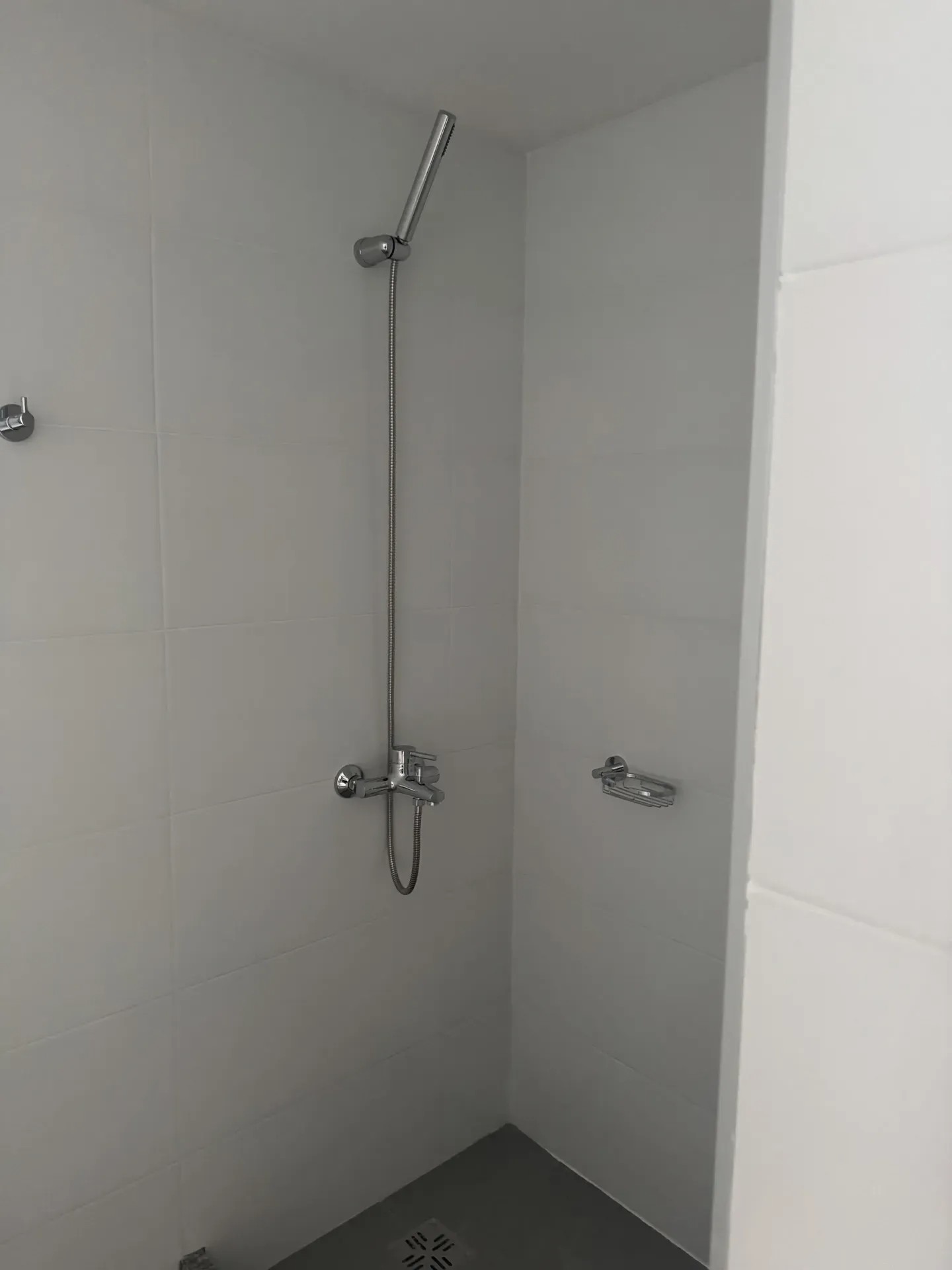 APARTAMENTO EN ALQUILER, 1 DORMITORIO A ESTRENAR, CON PATIO Y GARAJE EN LA BLANQUEADA. · Foto 7