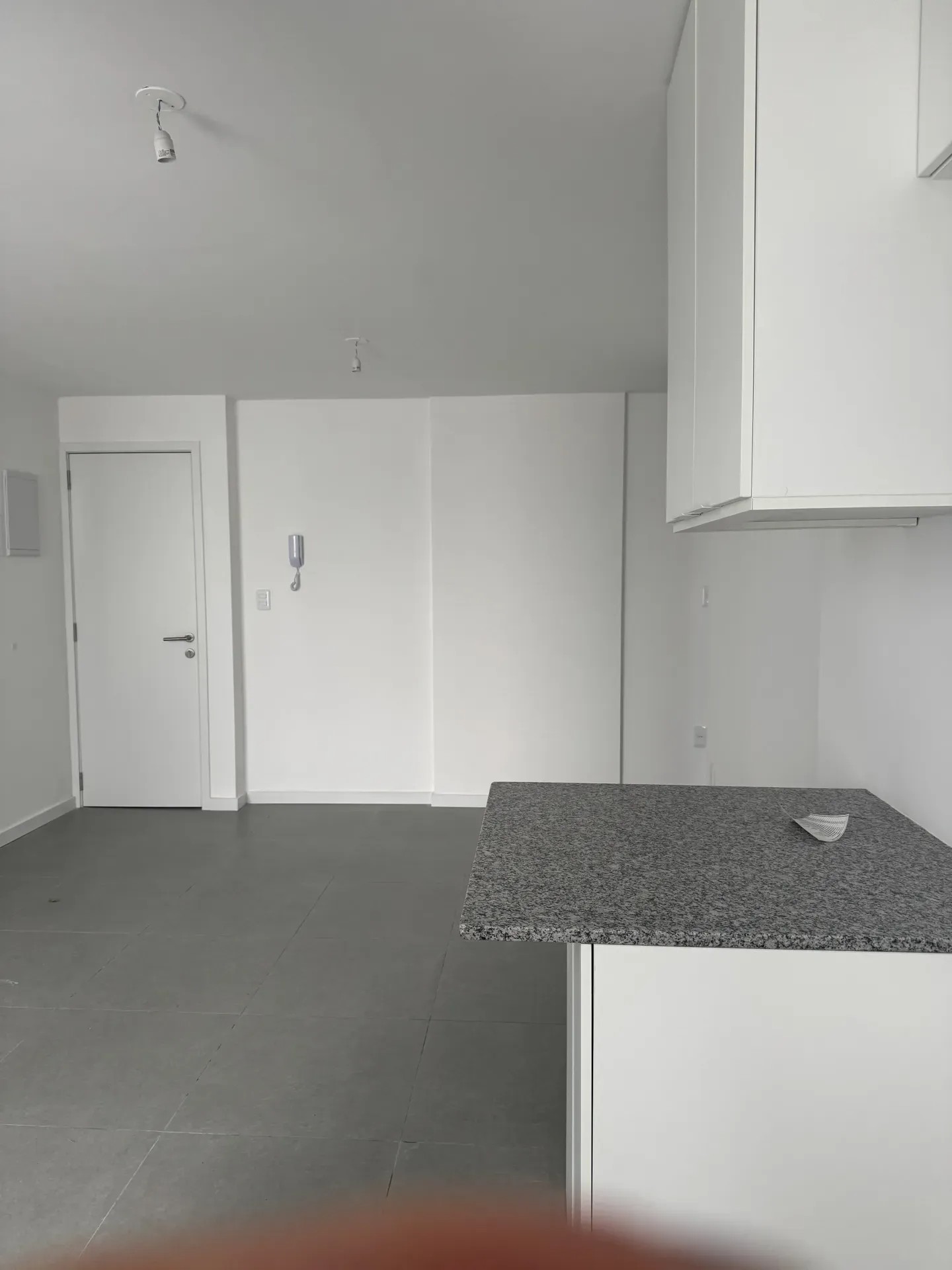 APARTAMENTO EN ALQUILER, 1 DORMITORIO A ESTRENAR, CON PATIO Y GARAJE EN LA BLANQUEADA. · Foto 11