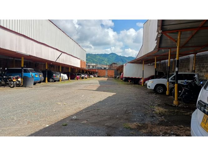 Lote en arriendo en La Badea, Dosquebradas, 1290 m² · foto 2 de 5