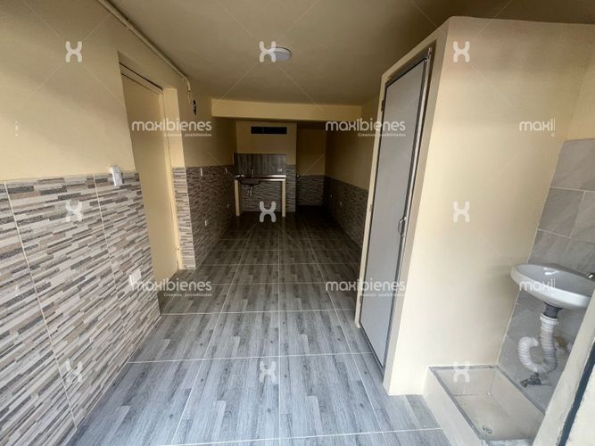 Local en arriendo en Castilla, Medellín, 13 m² · foto 3 de 6